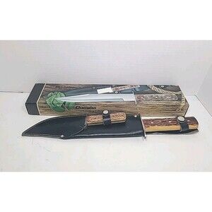 Vintage Champion 2 Piece Hunting Knife W/ Leather Sheath Made In Pakistan